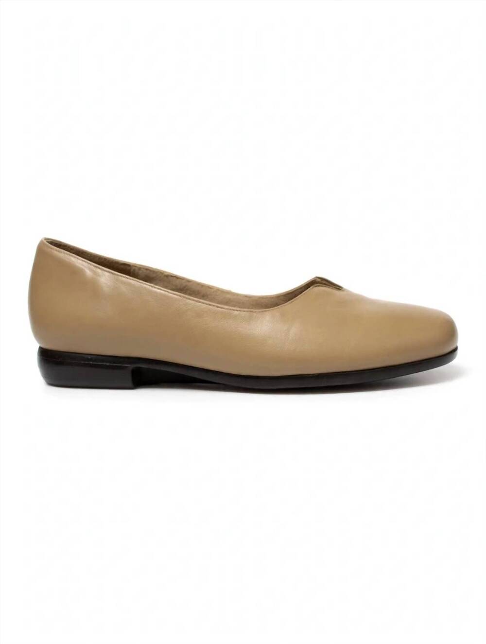 NEW MUNRO women's chase flats in khaki leather
